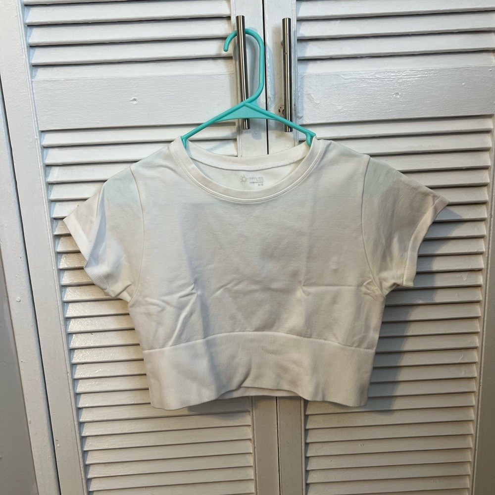Aerie Offline White Cropped Workout T-Shirt Stretchy Fabric Size Medium